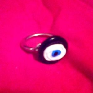 4/ 10 Evil eye ring